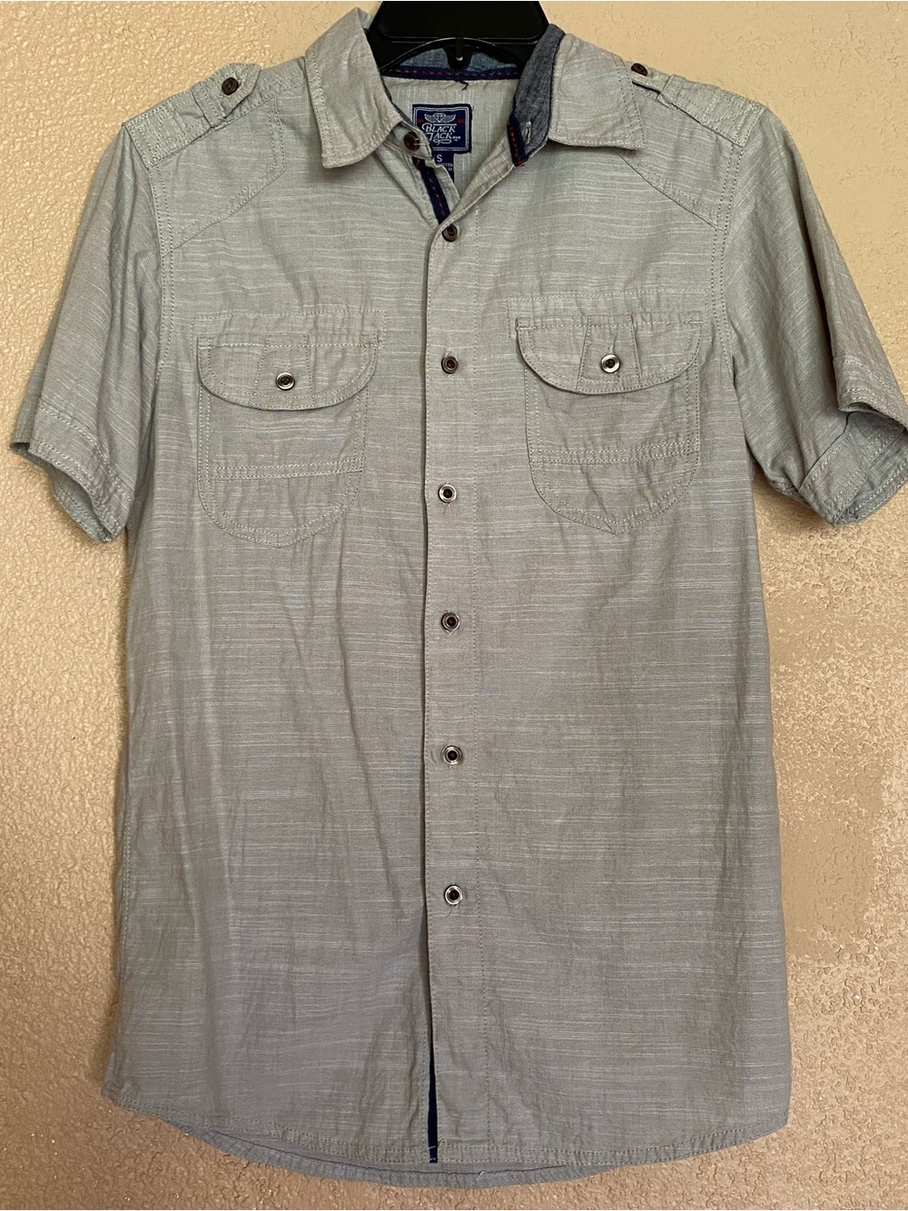 Men’s Gray Short Sleeve Button Up Shirt 100% Cotton